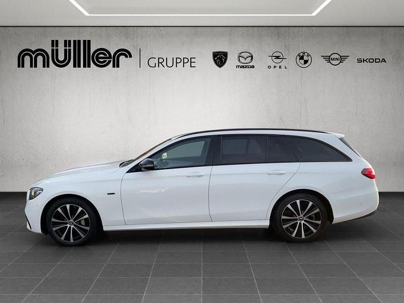 Gebraucht Mercedes E300 AMG line 306 PS (225 kW) 2020 Weiß Limousine