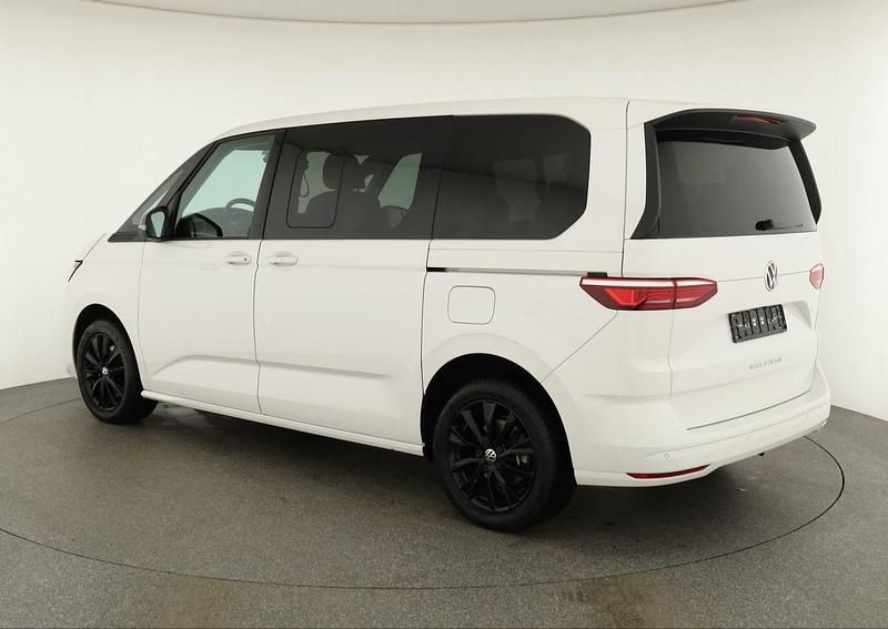 Gebraucht VW T7 Life 204 PS (150 kW) 2024 Candy weiß Van