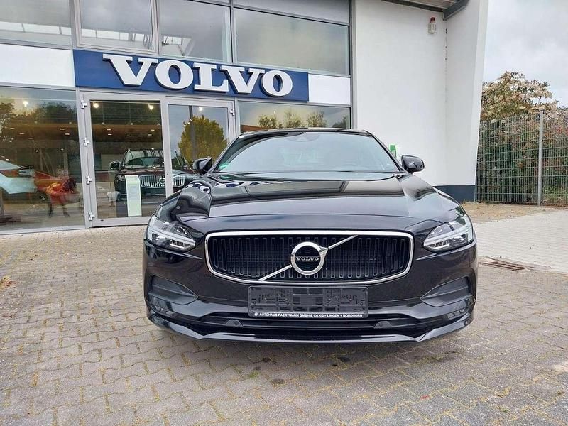 Gebraucht Volvo S90 Momentum 190 PS (139 kW) 2017 Schwarz Limousine
