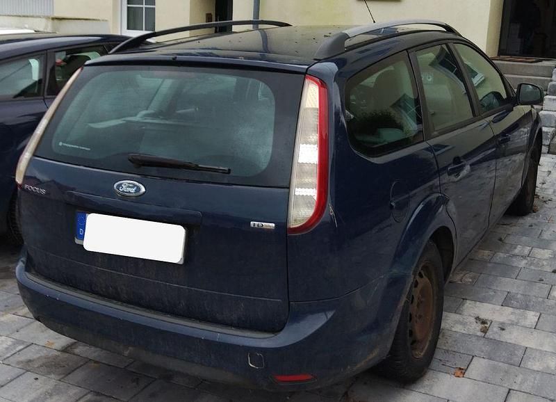 Usata Ford Focus 90 CV (66 kW) 2009 Blu Berlina