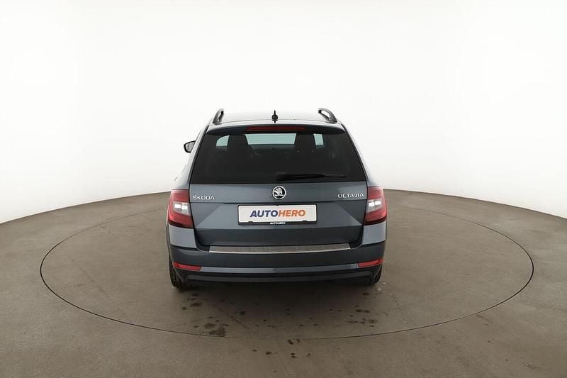 Second-hand Skoda Octavia Soleil 150 CP (110 kW) 2020 Gri Break