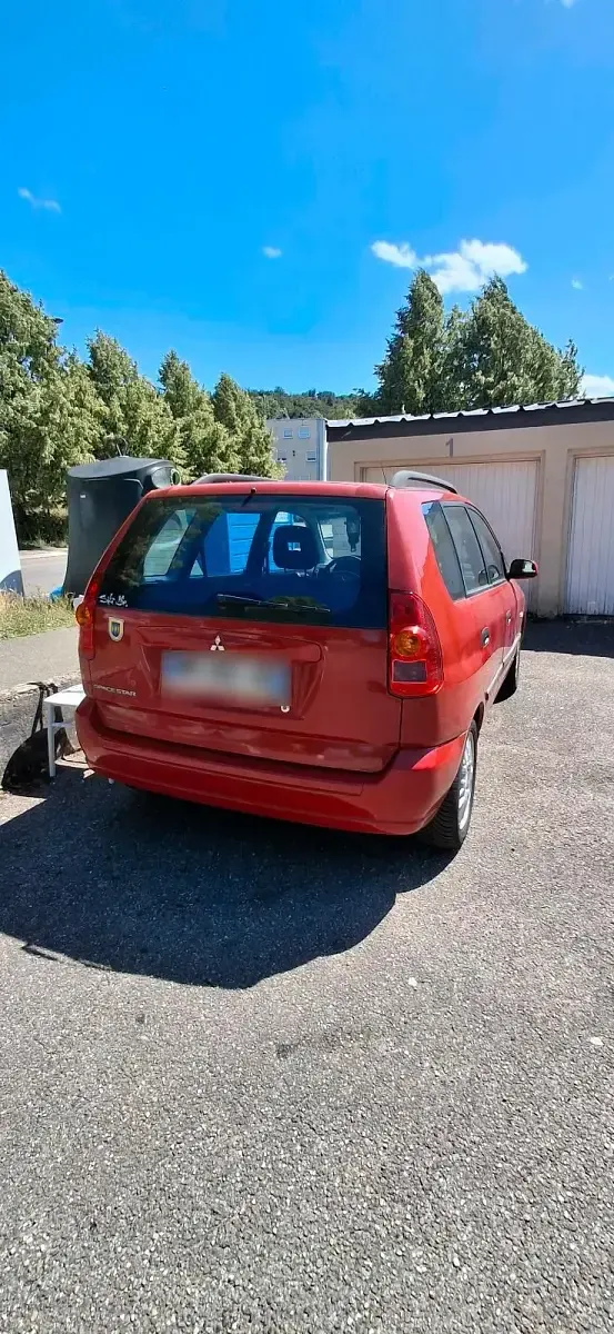 Gebraucht Mitsubishi Space Star 75 PS (55 kW) 2005 Rot Kombi