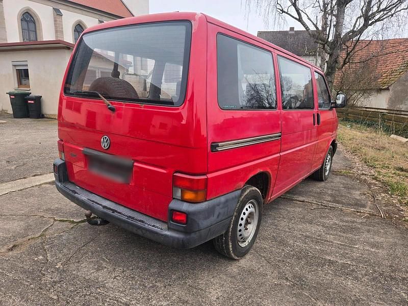 Gebraucht VW T4 102 PS (75 kW) 1997 Rot Van