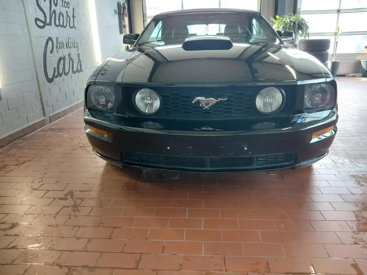 Gebraucht Ford Mustang GT 305 PS (224 kW) 2008 Schwarz Cabrio