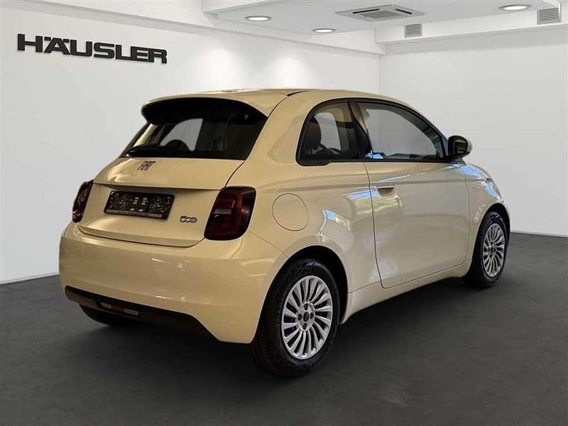 Gebraucht Fiat 500e 86 kW (118 PS) 2023 Arktis weiß Kleinwagen