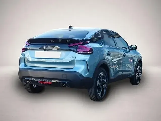 Gebraucht Citroën C4 Shine 131 PS (96 kW) 2023 Manufacturer SUV