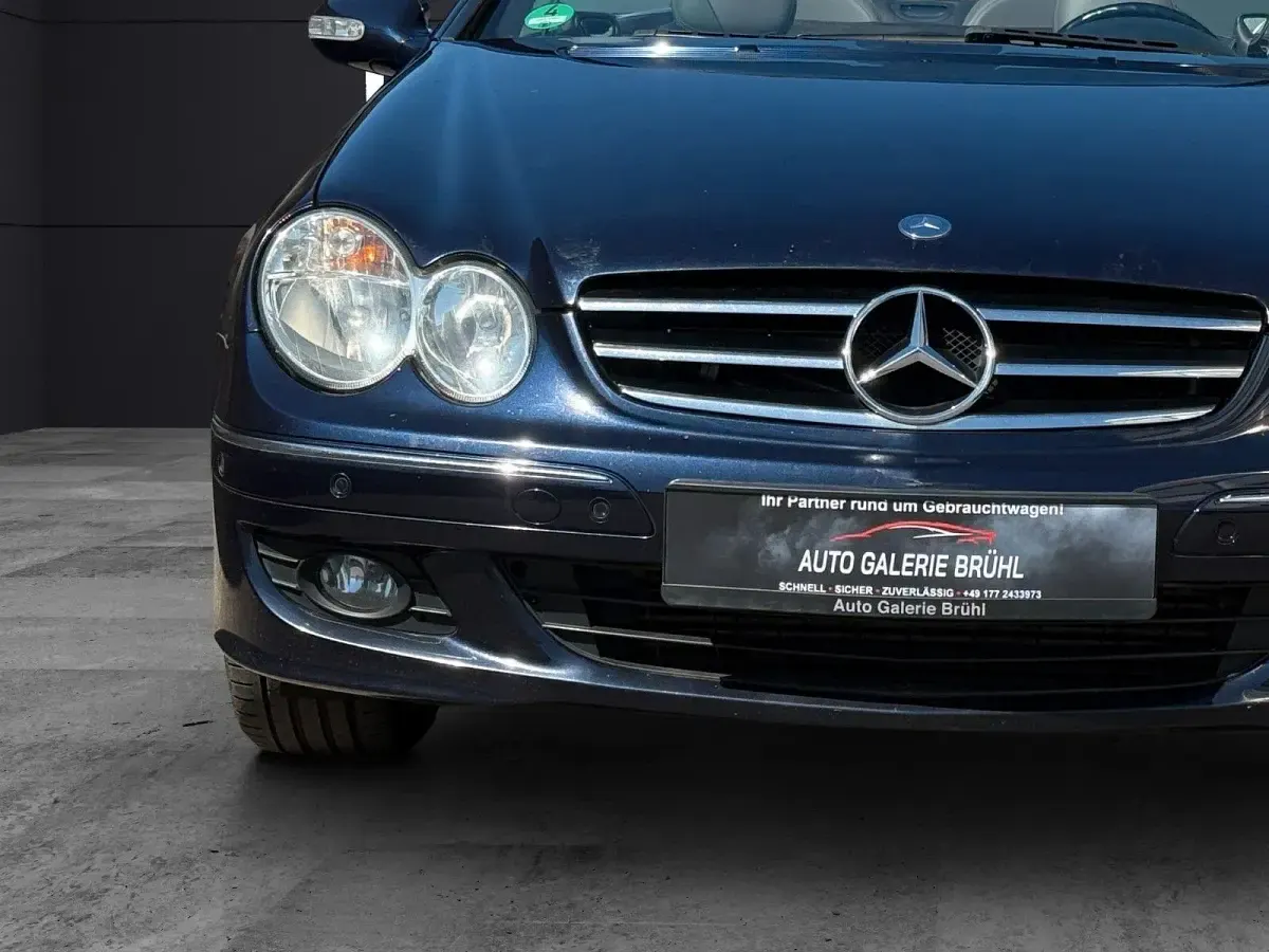 Gebraucht Mercedes CLK200 163 PS (119 kW) 2006 Blau Cabrio
