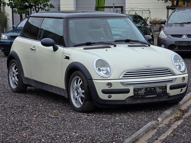 Beige Gebraucht 2004 Mini Cooper Kleinwagen | 1.599 € - Bild 1/4