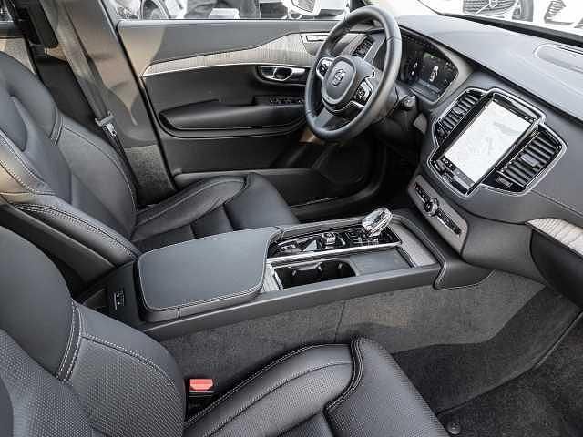 Gebraucht Volvo XC90 173 PS (127 kW) 2024 SUV