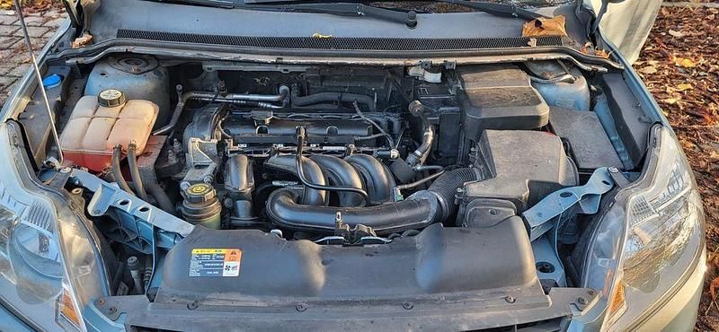 Gebraucht Ford Focus Style 101 PS (74 kW) 2008 Grau Limousine