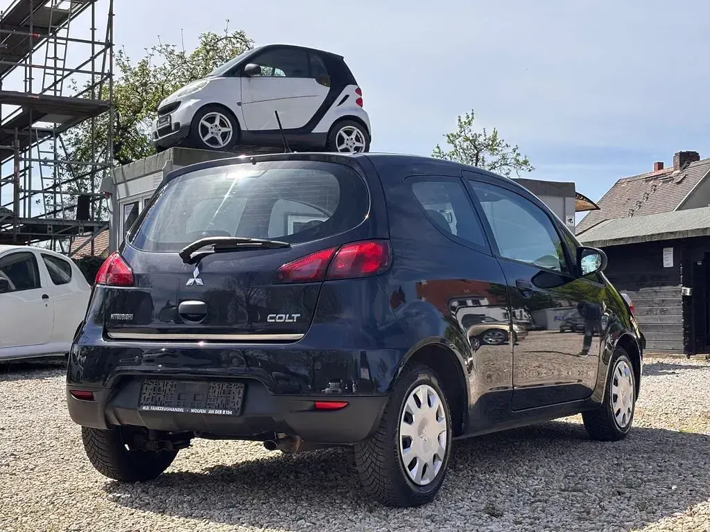 Gebraucht Mitsubishi Colt Inform 95 PS (69 kW) 2009 Schwarz Kleinwagen