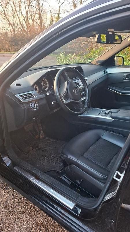 Gebraucht Mercedes E200 Avantgarde 136 PS (100 kW) 2015 Schwarz Kombi