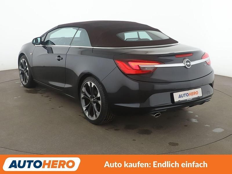 Gebraucht Opel Cascada Innovation 165 PS (121 kW) 2014 Schwarz Cabrio