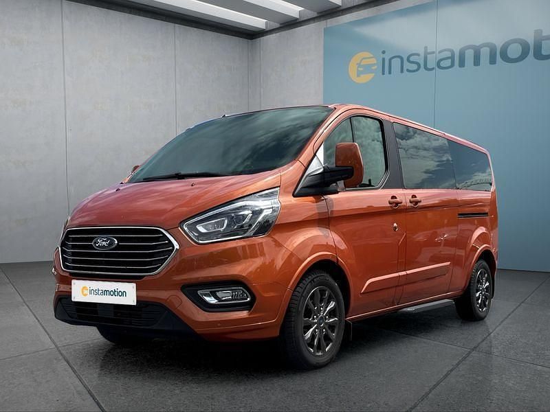 Orange Gebraucht 2023 Ford Tourneo Van / Kleinbus | 42.049 € (Teuer) - Bild 1/4