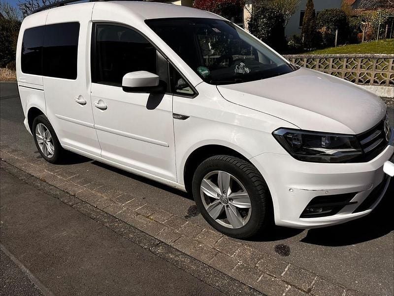 Gebraucht VW Caddy Comfortline 125 PS (91 kW) 2017 Weiß Van / Kleinbus