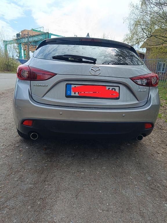 Gebraucht Mazda 3 Center-Line 120 PS (88 kW) 2015 Silber Limousine