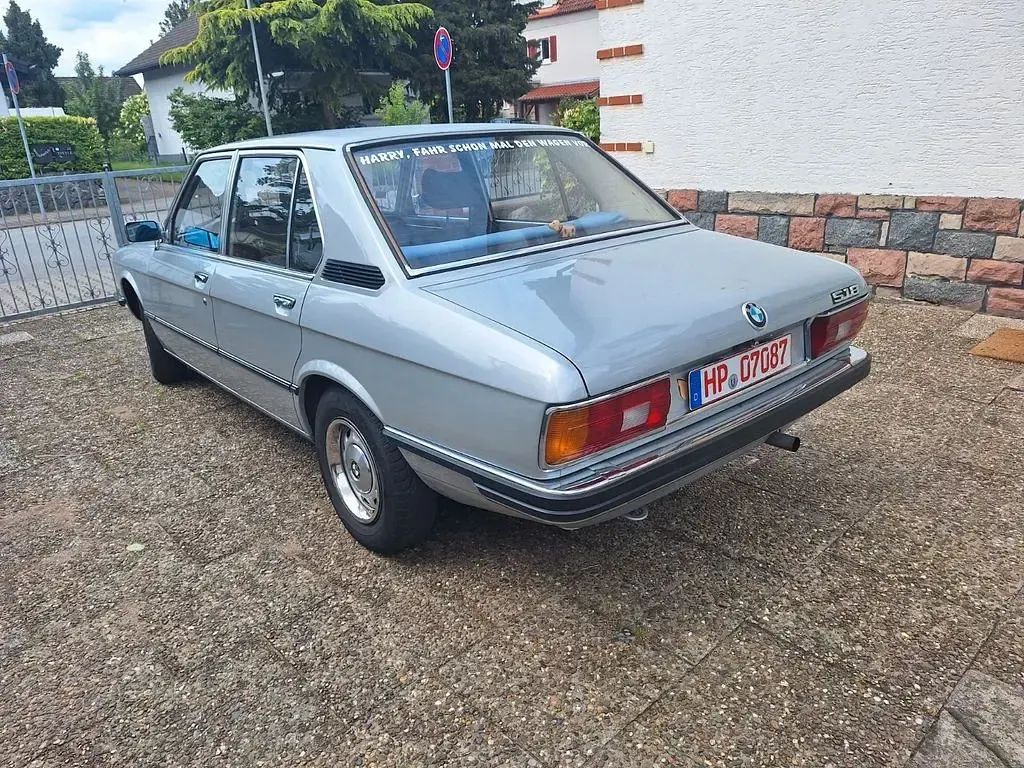 Gebraucht BMW 518 90 PS (66 kW) 1977 Silber Limousine