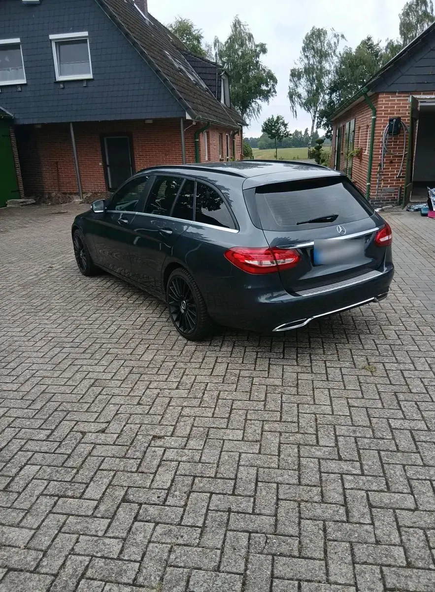 Gebraucht Mercedes C200 136 PS (100 kW) 2015 Grau Kombi
