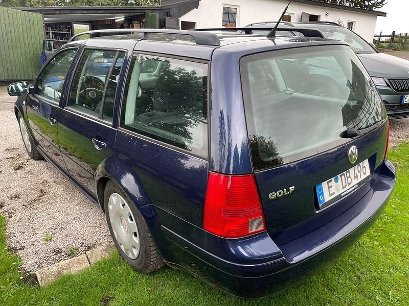 Gebraucht VW Bora Comfortline 101 PS (74 kW) 2000 Blau Limousine