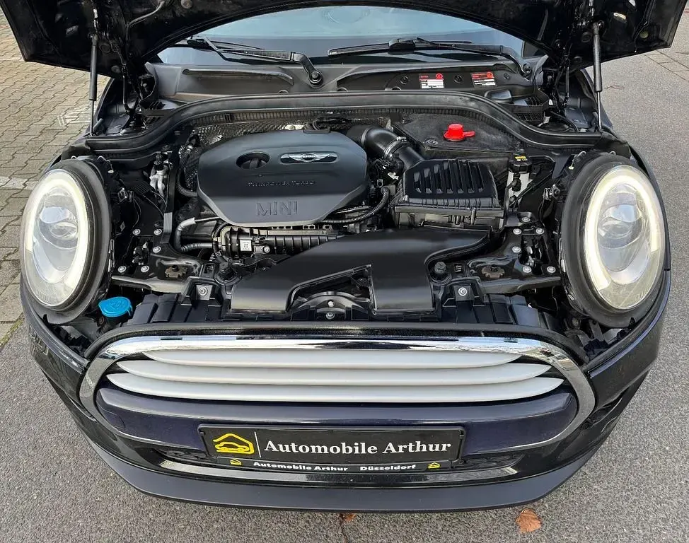 Gebraucht Mini Cooper 136 PS (100 kW) 2015 Schwarz Kleinwagen