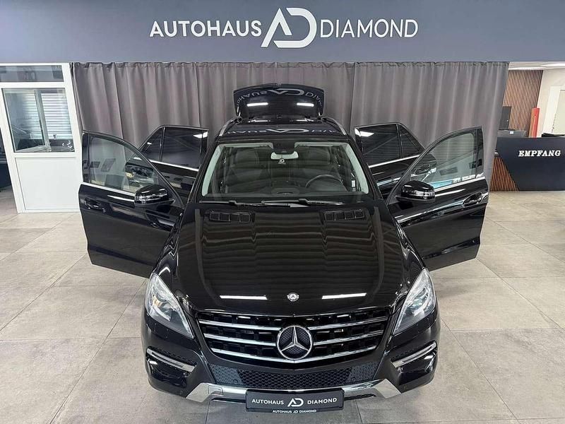 Gebraucht Mercedes ML350 258 PS (189 kW) 2013 Schwarz SUV