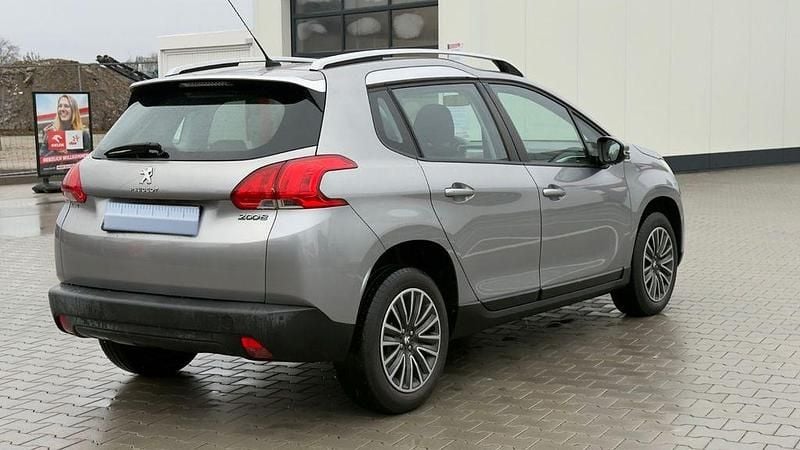 Gebraucht Peugeot 2008 Active 120 PS (88 kW) 2014 Grau SUV