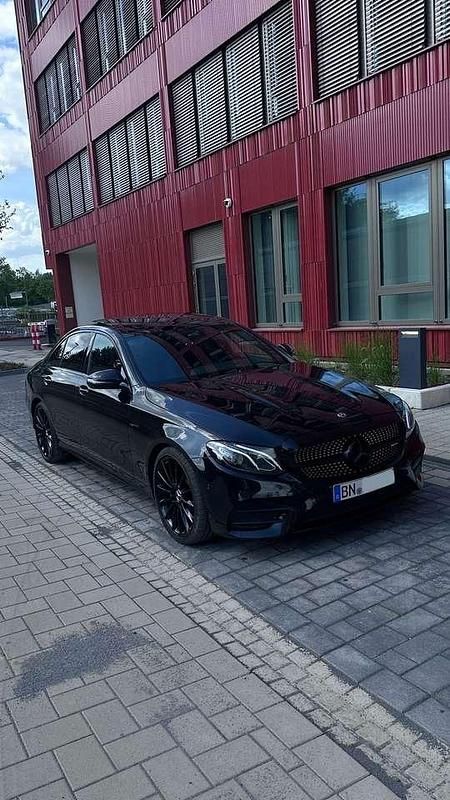 Schwarz Gebraucht 2019 Mercedes E53 AMG AMG Limousine | 36.990 € (Etwas zu teuer) - Bild 1/4