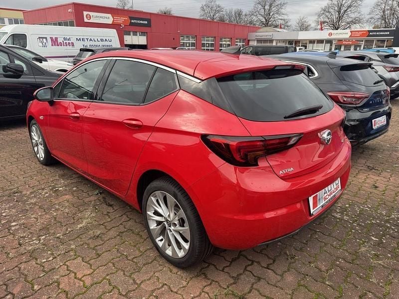 Usata Opel Astra Innovation 136 CV (100 kW) 2016 Rosso Berlina