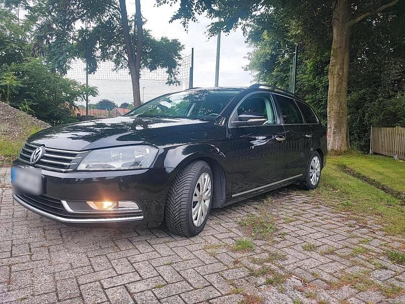 Gebraucht VW Passat 177 PS (130 kW) 2013 Schwarz Kombi