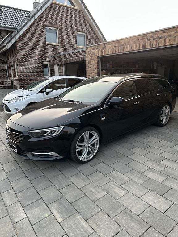 Gebraucht Opel Insignia 170 PS (125 kW) 2017 Schwarz Kombi