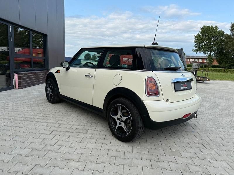 Gebraucht Mini ONE 95 PS (69 kW) 2007 Weiß Kleinwagen