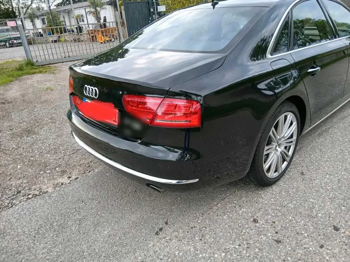 Gebraucht Audi A8 250 PS (183 kW) 2013 Schwarz Limousine