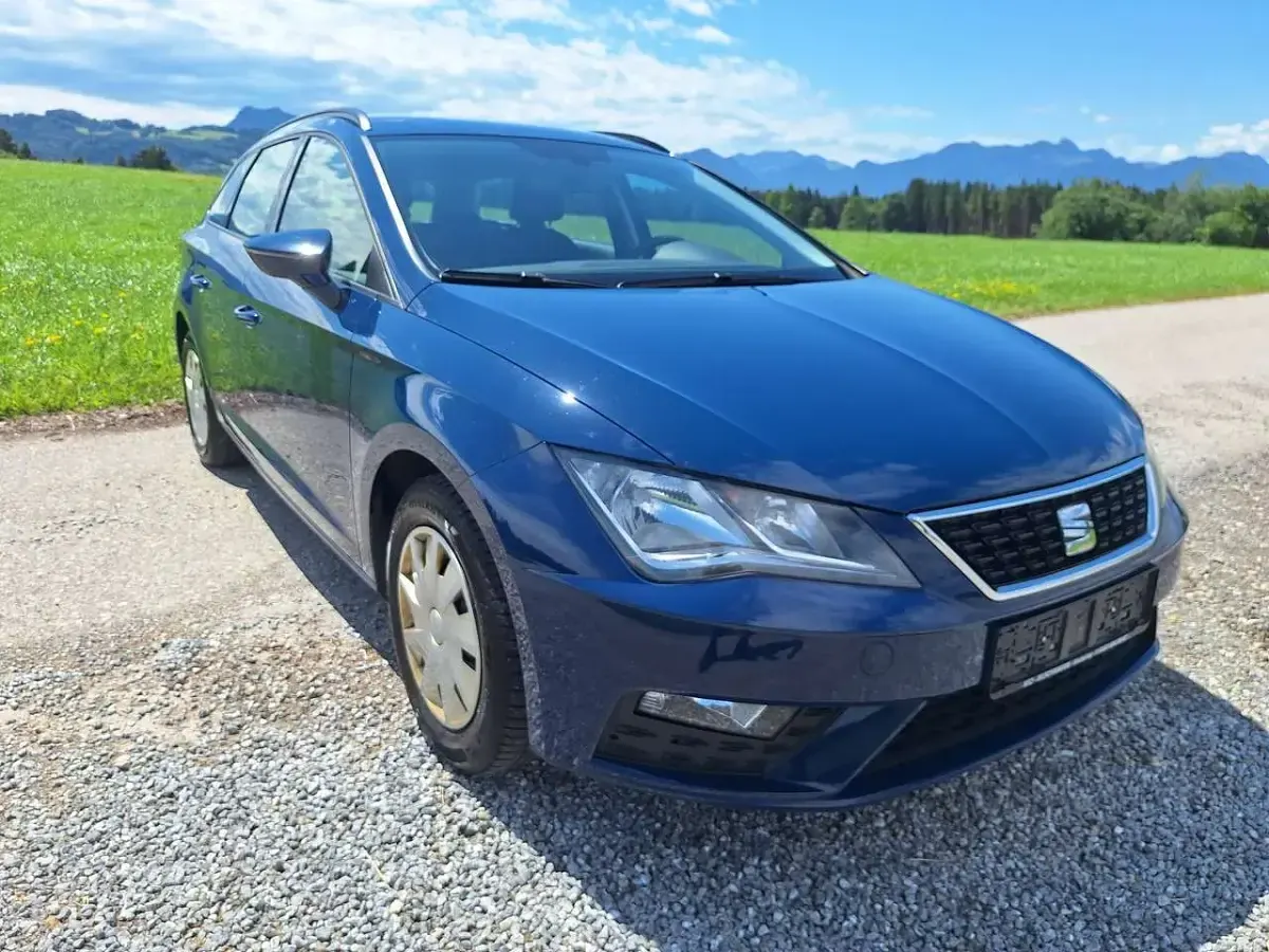 Gebraucht Seat Leon Reference 110 PS (80 kW) 2017 Blau Kombi
