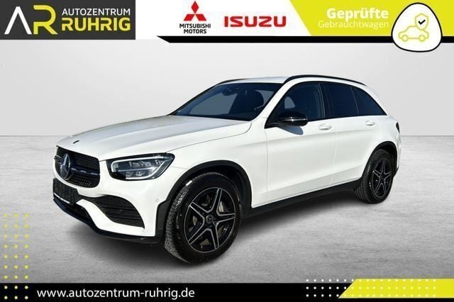 Weiß Gebraucht 2021 Mercedes GLC200 AMG line SUV | 40.990 € (Guter Preis) - Bild 1/4