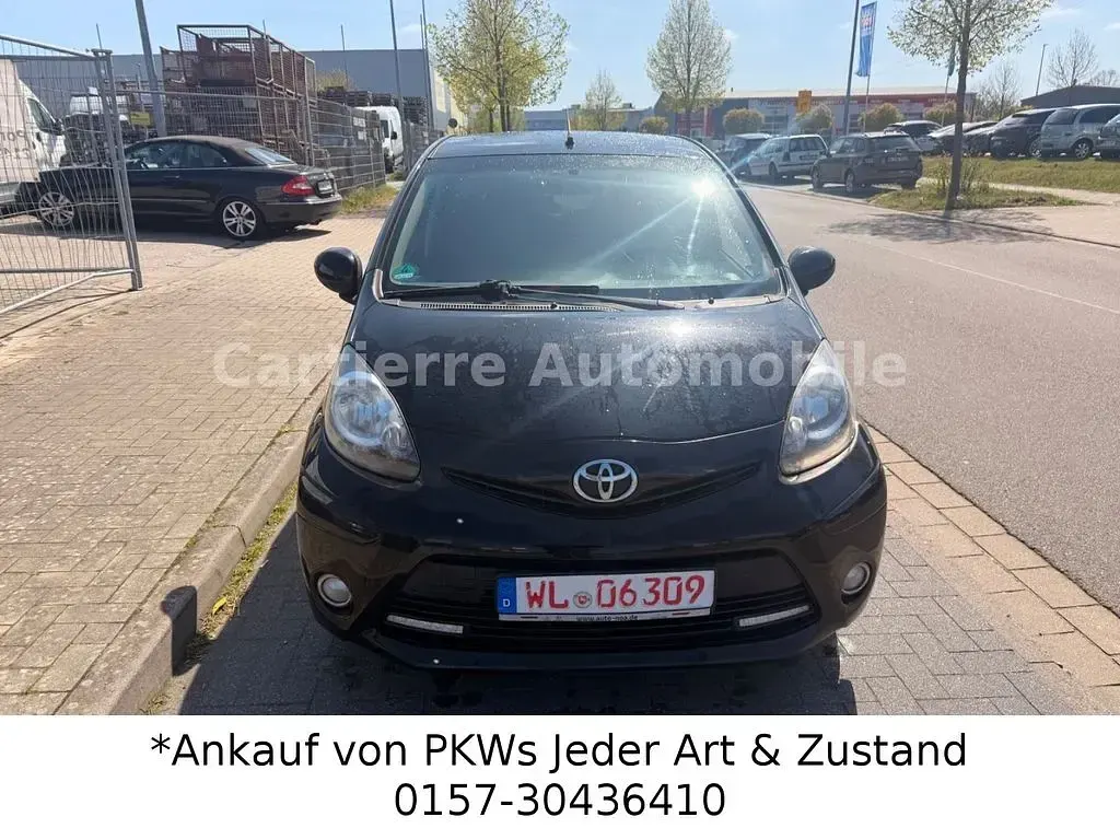 Gebraucht Toyota Aygo Connect Style 68 PS (50 kW) 2012 Schwarz Kleinwagen
