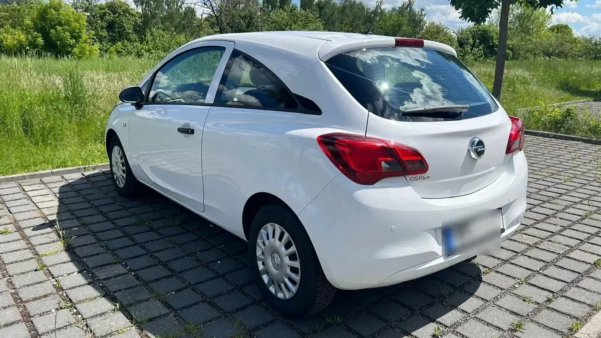 Gebraucht Opel Corsa 69 PS (50 kW) 2016 Weiß Kleinwagen