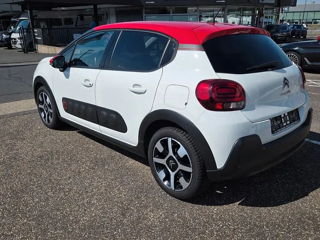 Gebraucht Citroën C3 Shine 82 PS (60 kW) 2019 Weiß Kleinwagen