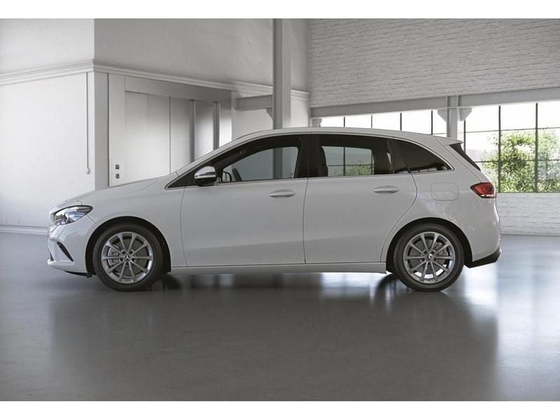Gebraucht Mercedes B250 224 PS (164 kW) 2020 Weiß Van / Kleinbus