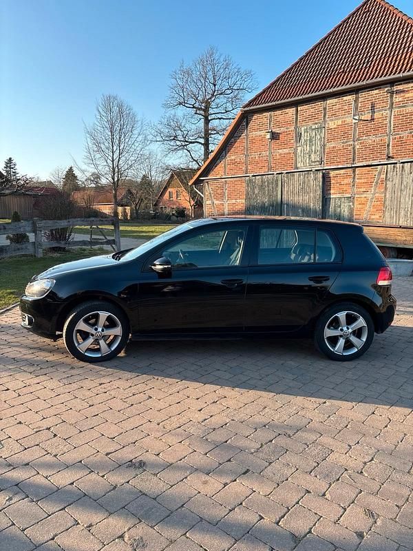 Gebraucht VW Golf VI 80 PS (58 kW) 2009 Schwarz Kleinwagen