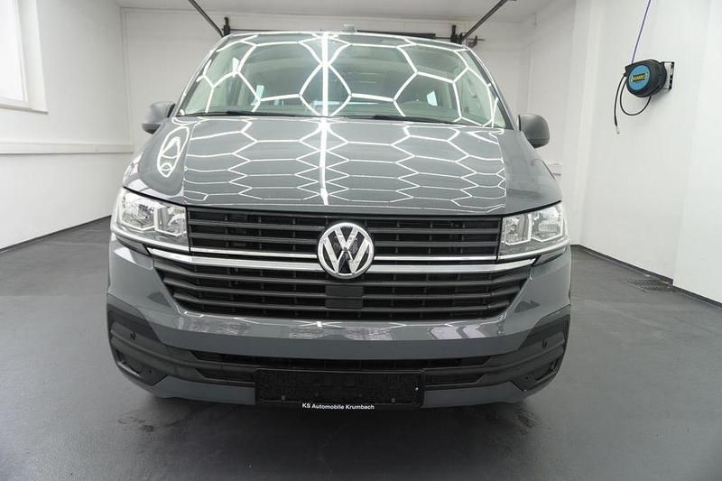 Gebraucht VW Multivan 150 PS (110 kW) 2020 Grau Van