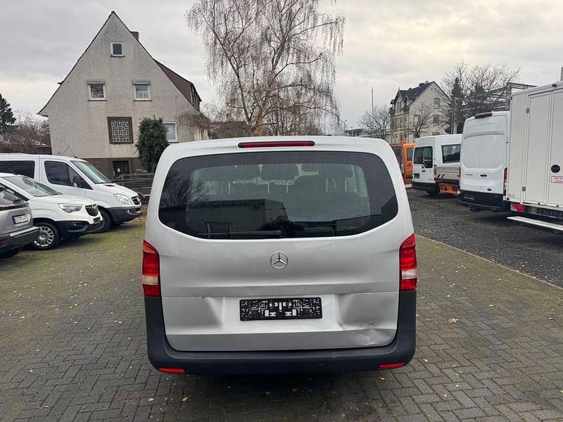 Gebraucht Mercedes Vito 163 PS (119 kW) 2016 Silber Van