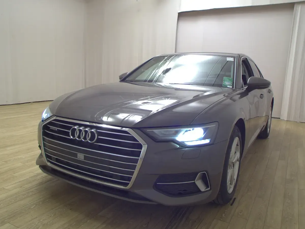 Gebraucht Audi A6 Sport 204 PS (150 kW) 2021 Braun Limousine