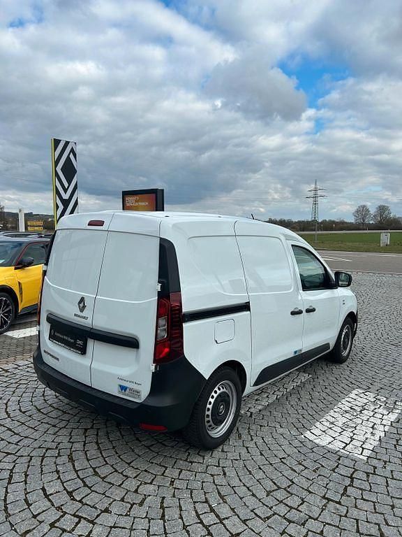 Second-hand Renault Express 95 CP (69 kW) 2022 Alb Monovolum