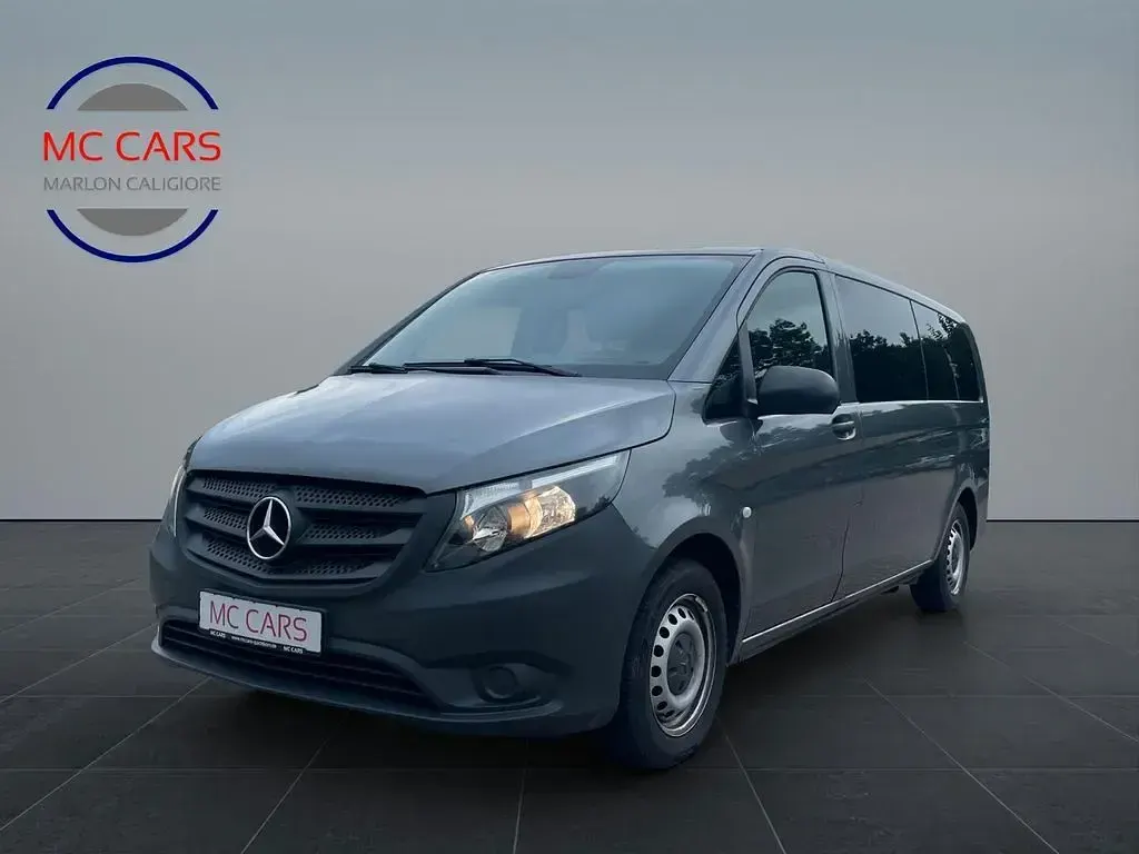 Gebraucht Mercedes Vito 163 PS (119 kW) 2024 Grau Van