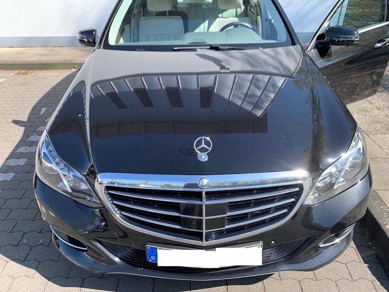 Gebraucht Mercedes E350 258 PS (189 kW) 2014 Schwarz Limousine