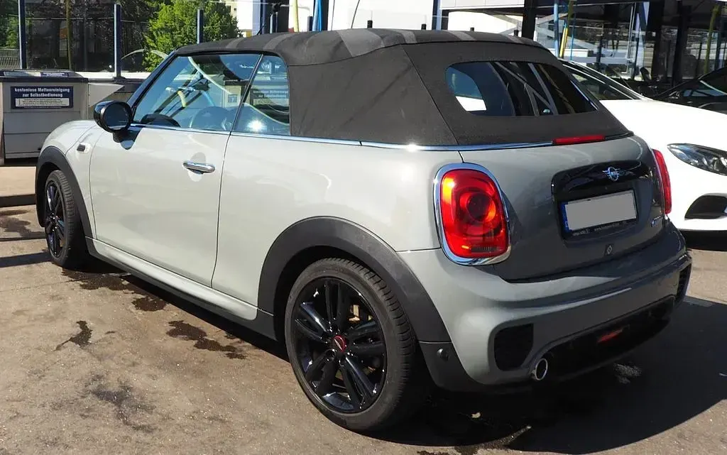 Gebraucht Mini Cooper Cabriolet 136 PS (100 kW) 2019 Grau Cabrio