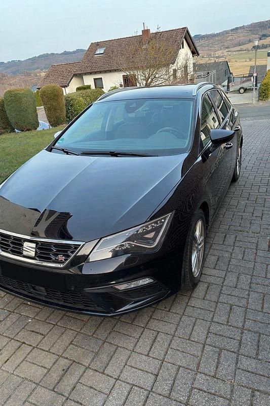 Gebraucht Seat Leon FR 150 PS (110 kW) 2019 Schwarz Limousine