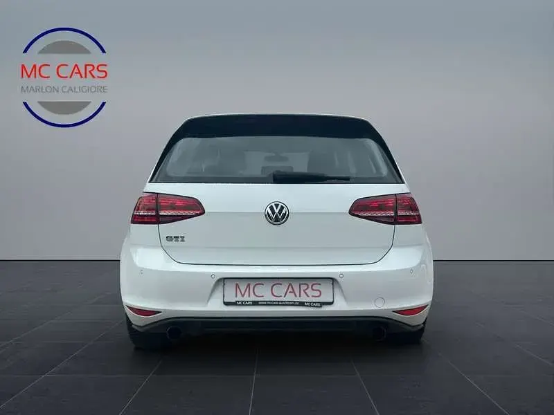 Gebraucht VW Golf VII GTI 220 PS (161 kW) 2014 Weiß Coupé