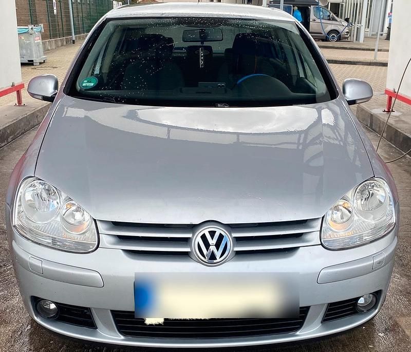 Silber Gebraucht 2007 VW Golf V Kleinwagen | 3.750 € (Etwas zu teuer) - Bild 1/4