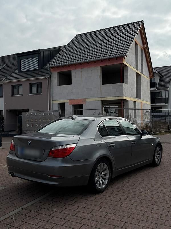 Gebraucht BMW 520 163 PS (119 kW) 2010 Limousine